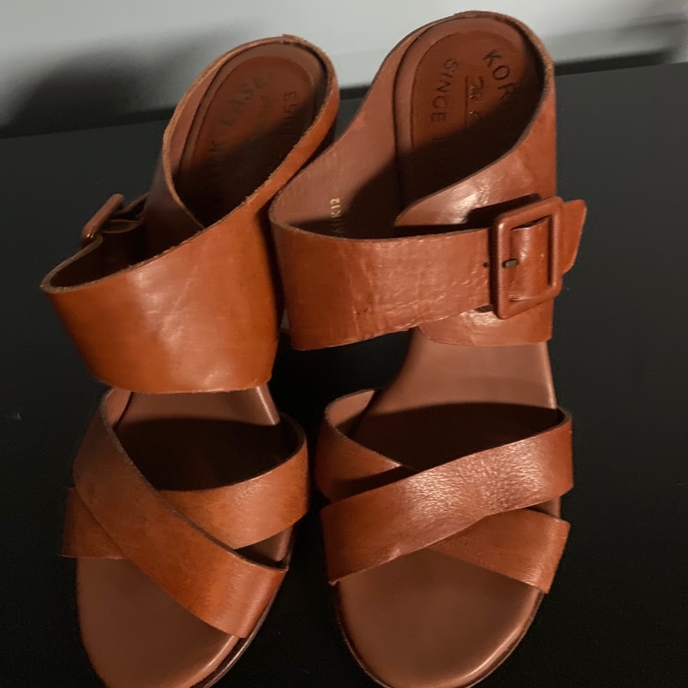 Kork-Ease tan sandal heels